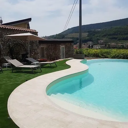 Le Botti Di Agora Gasthof Negrar